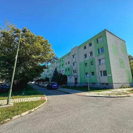 Fisherman's Area 4-room Large *